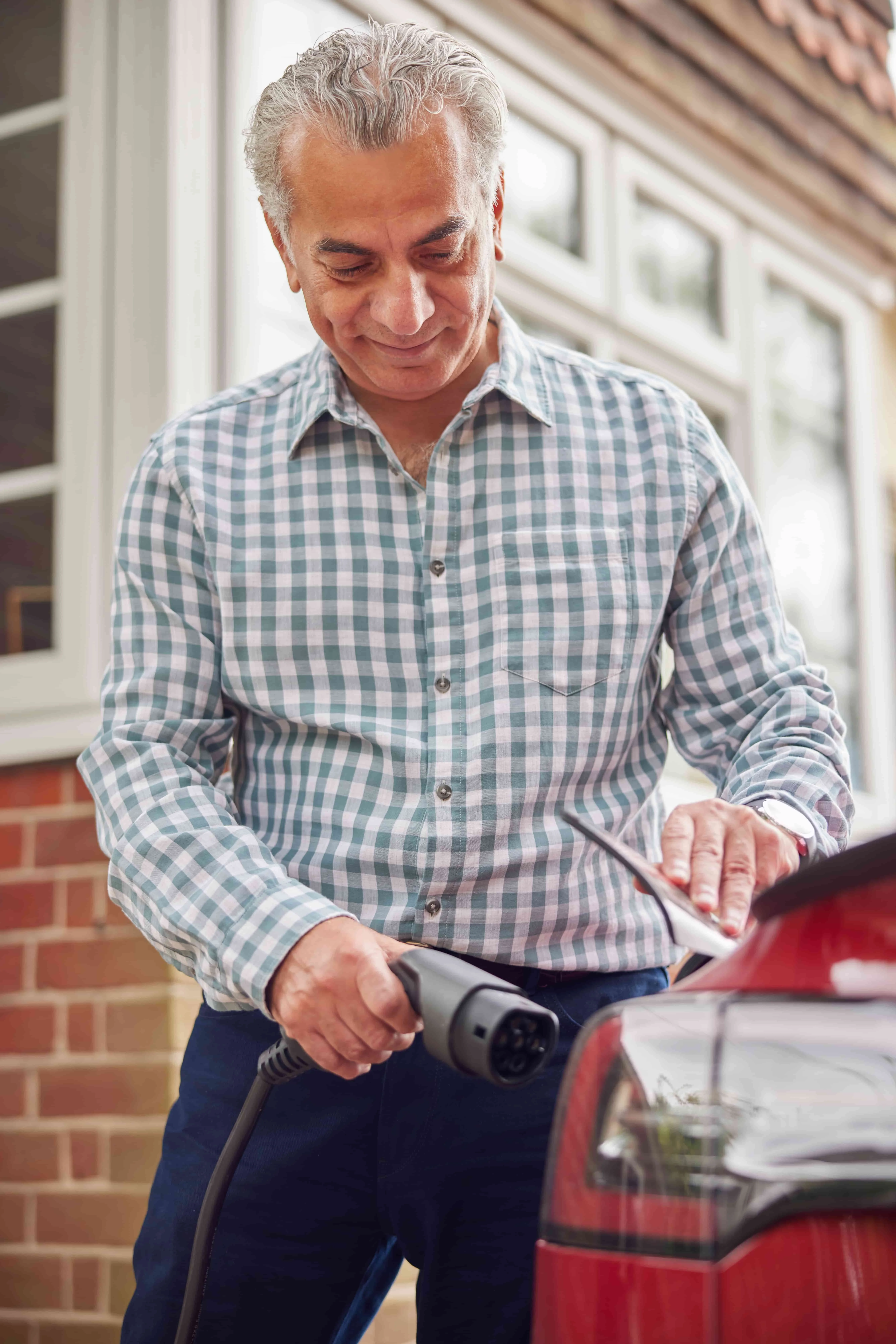 How Do You Charge an Electric Car at Home? (2026 Guide)